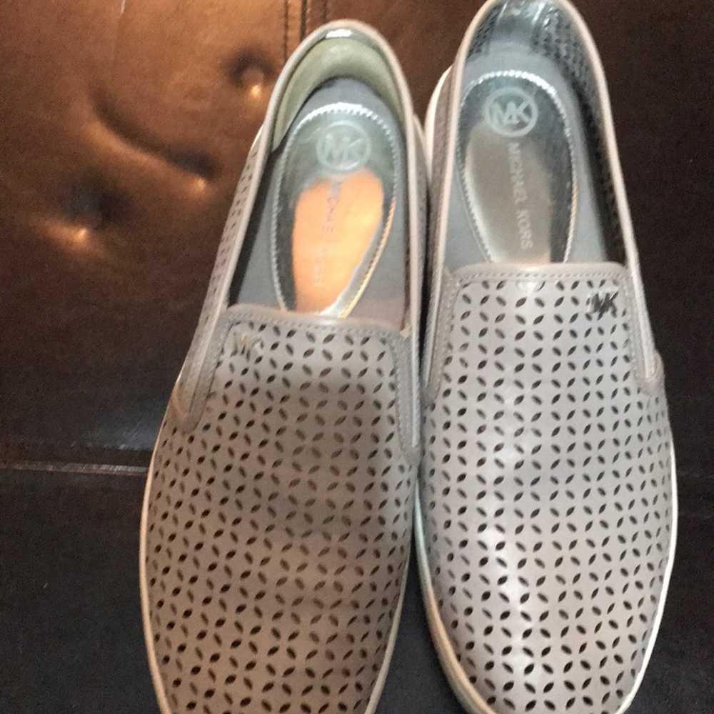 Micheal kors deck shoes cool beige 9w